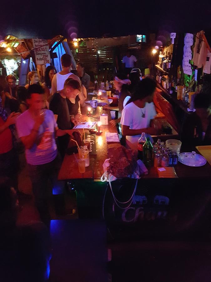 Shut Eye Party Hostel (Adults Only) Pai Esterno foto
